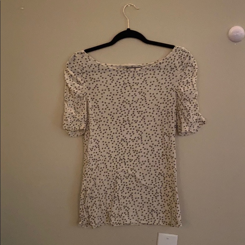 Polka dot half sleeve ruffle sleeve top